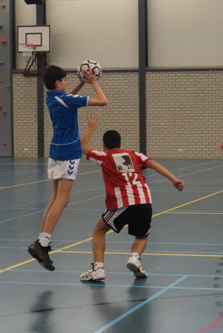 Korfbal C2  29 november-003.JPG